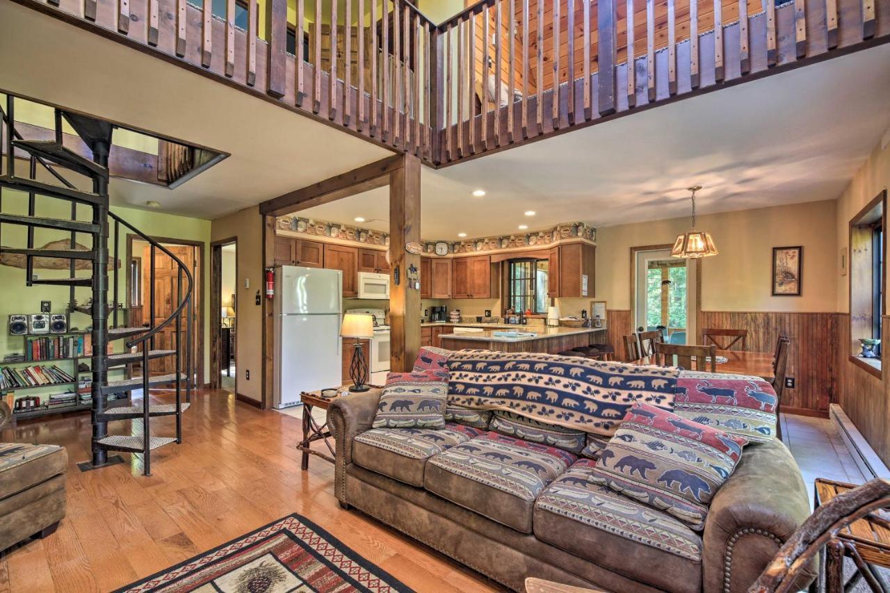 Lake Placid Chalet Deck And Forest Views! Exterior photo